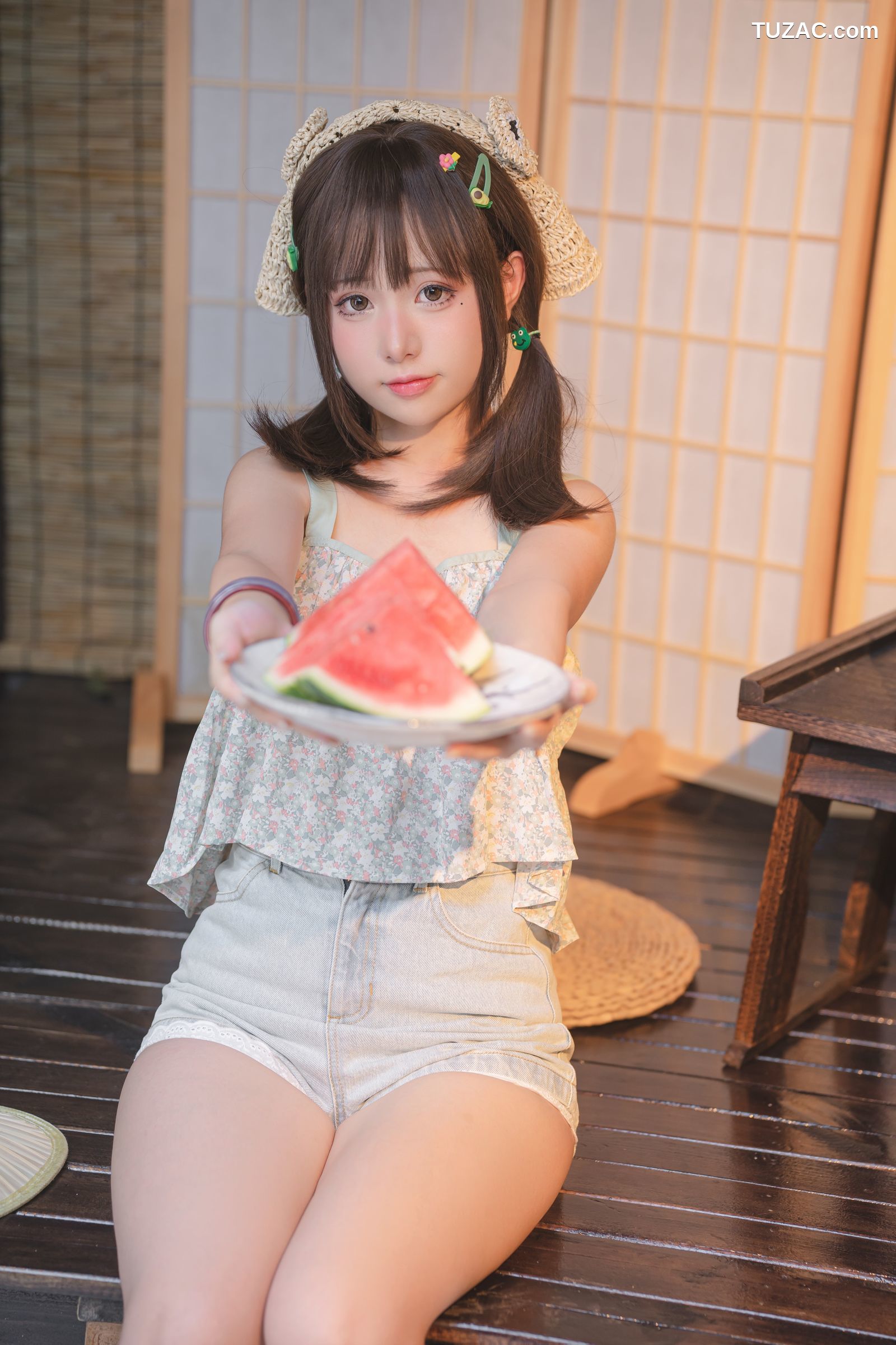 爆机少女喵小吉-小吉的小镇生活