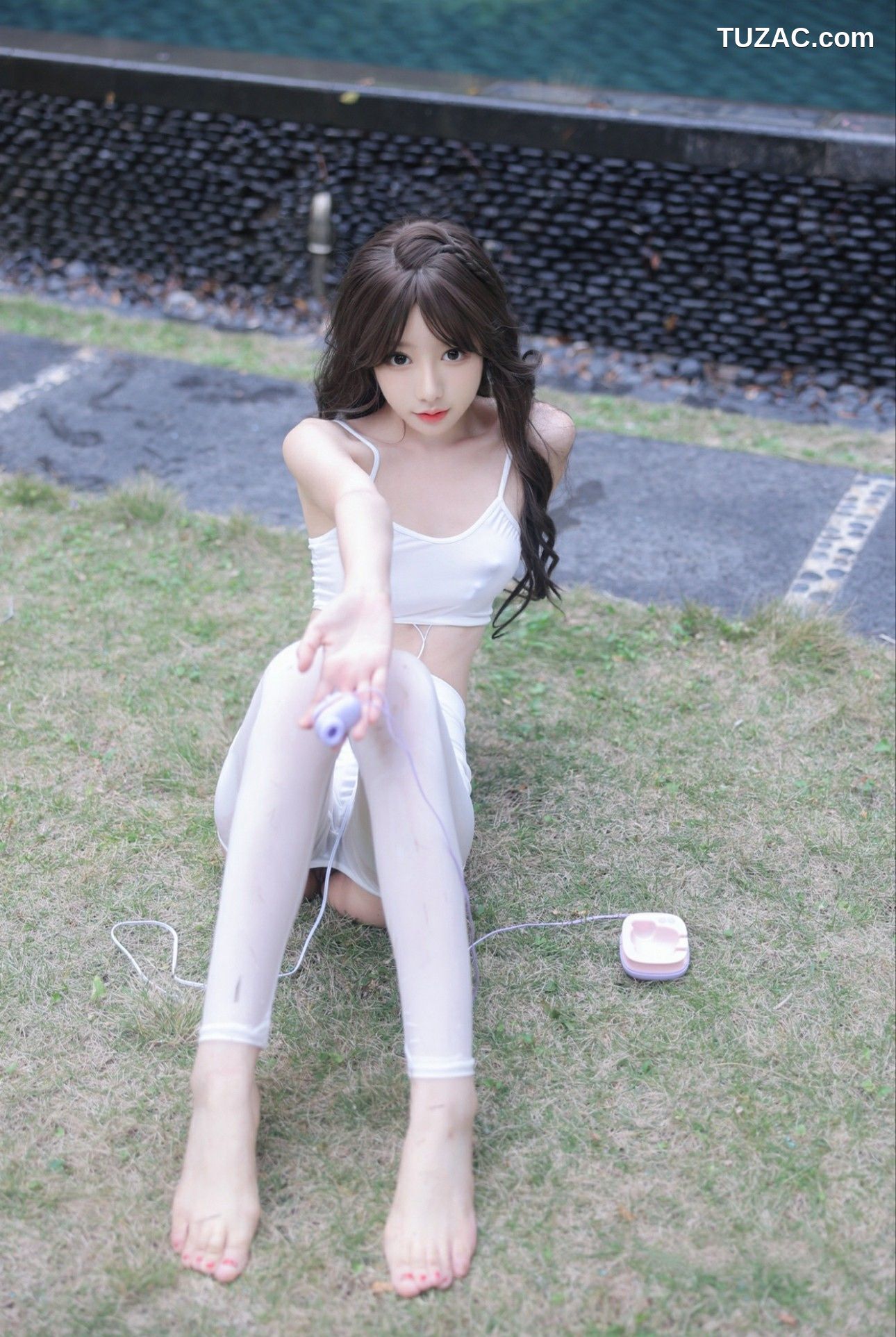 XR-Uncensored-桃妖夭-戶外情趣未上架无码流出-XiuRen秀人网-8132-内购私拍