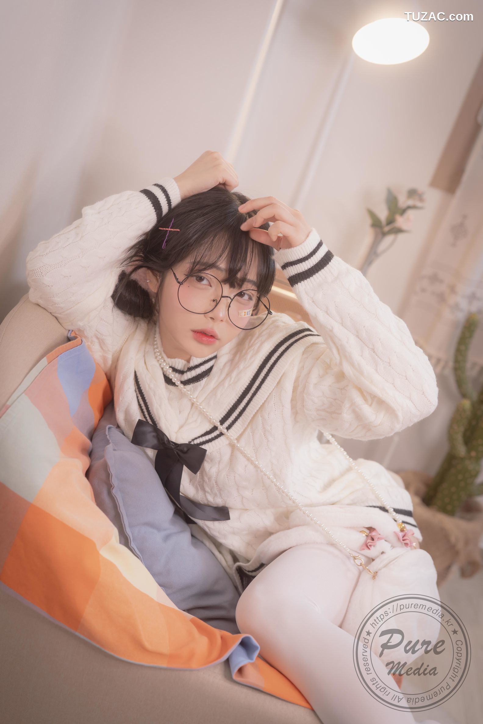 韩国美女-Jelly-被困在房间的女孩-Girl-Trapped-in-a-Rooftop-Room-Pure-Media-Vol.276