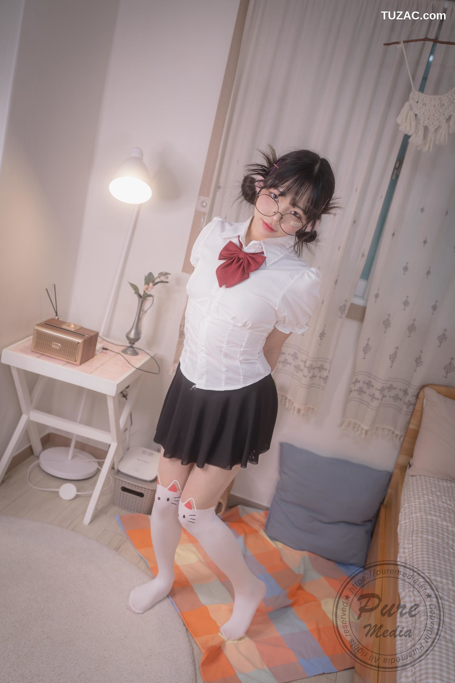 韩国美女-Jelly-被困在房间的女孩-Girl-Trapped-in-a-Rooftop-Room-Pure-Media-Vol.276
