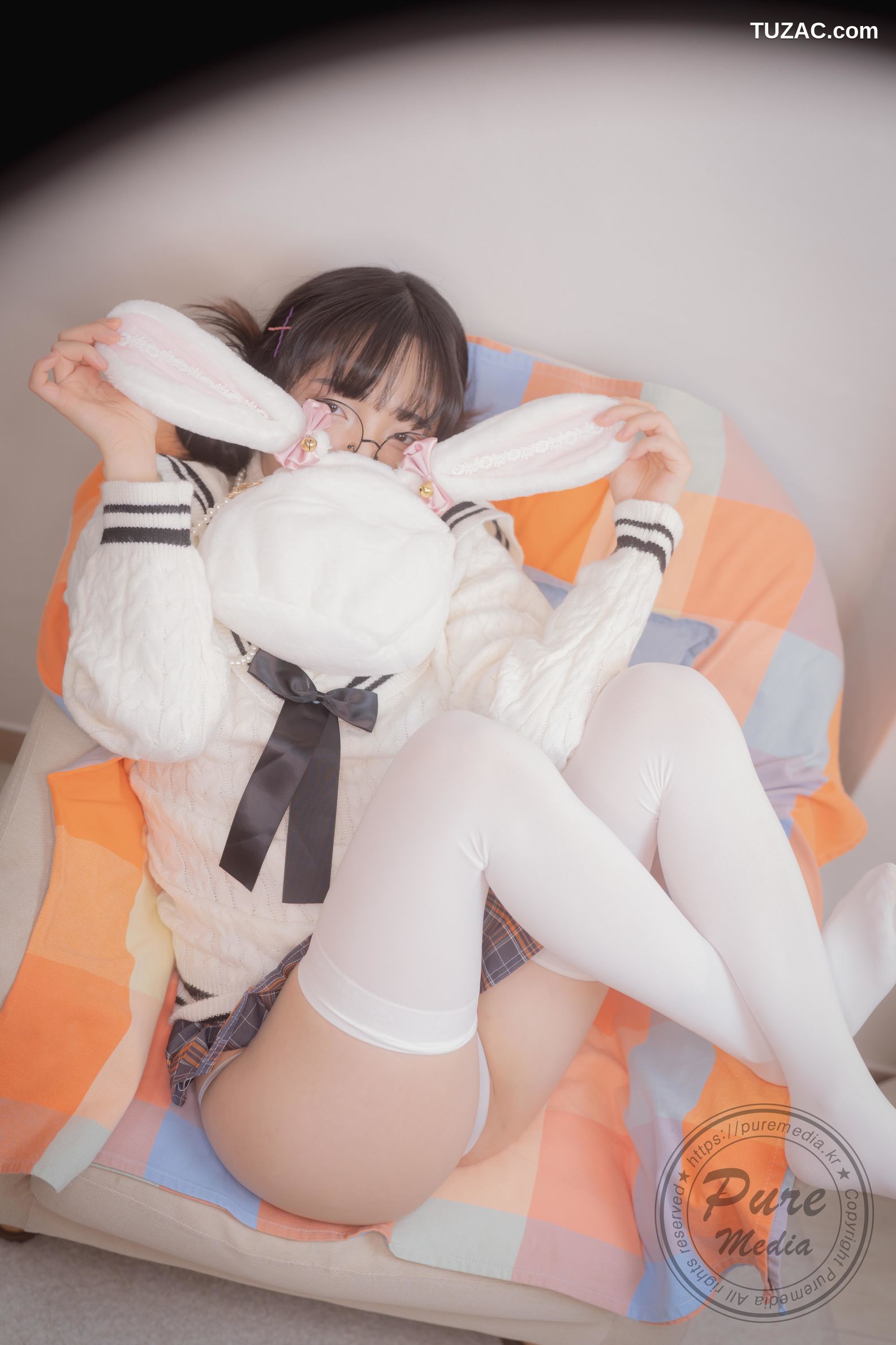 韩国美女-Jelly-被困在房间的女孩-Girl-Trapped-in-a-Rooftop-Room-Pure-Media-Vol.276