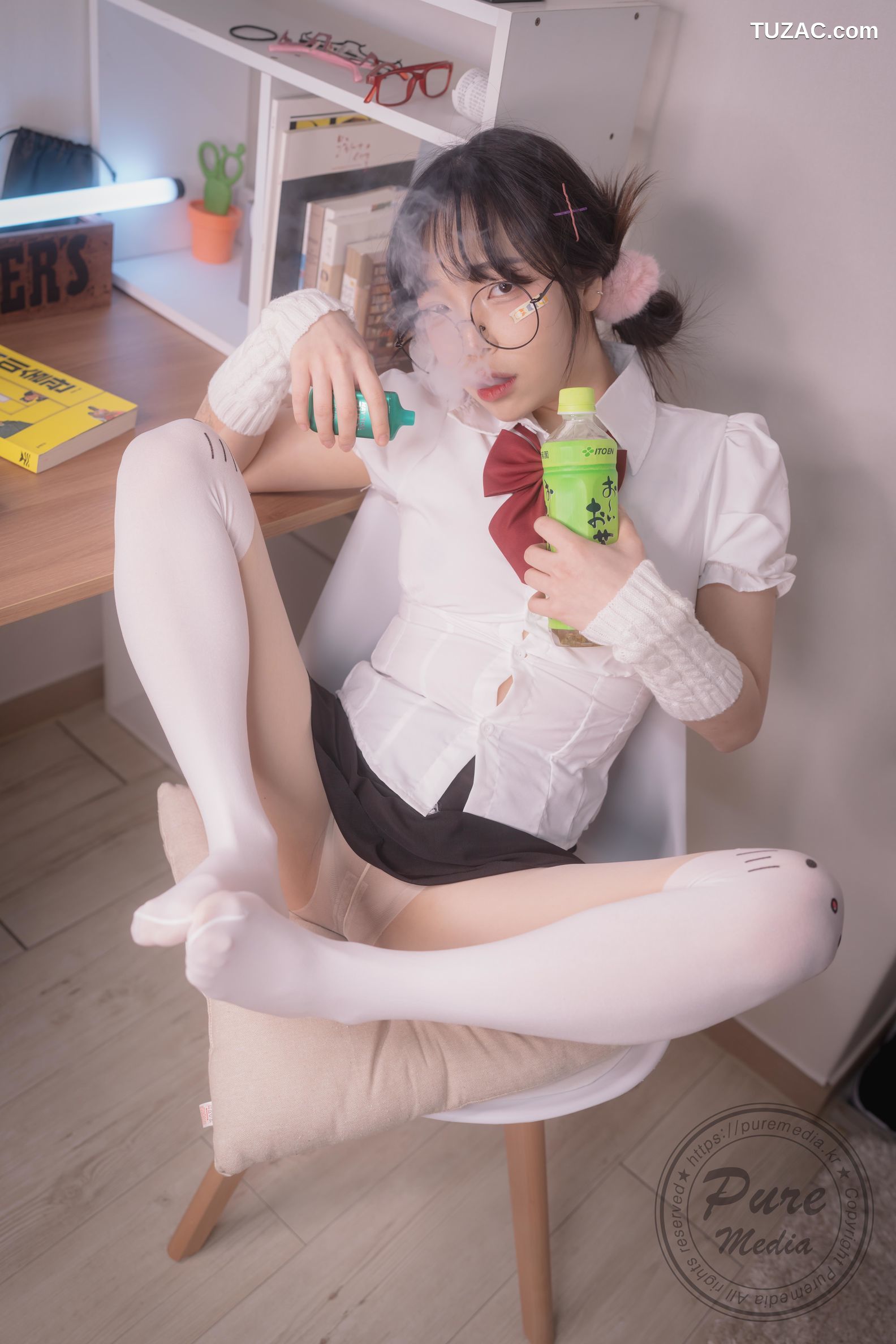 韩国美女-Jelly-被困在房间的女孩-Girl-Trapped-in-a-Rooftop-Room-Pure-Media-Vol.276