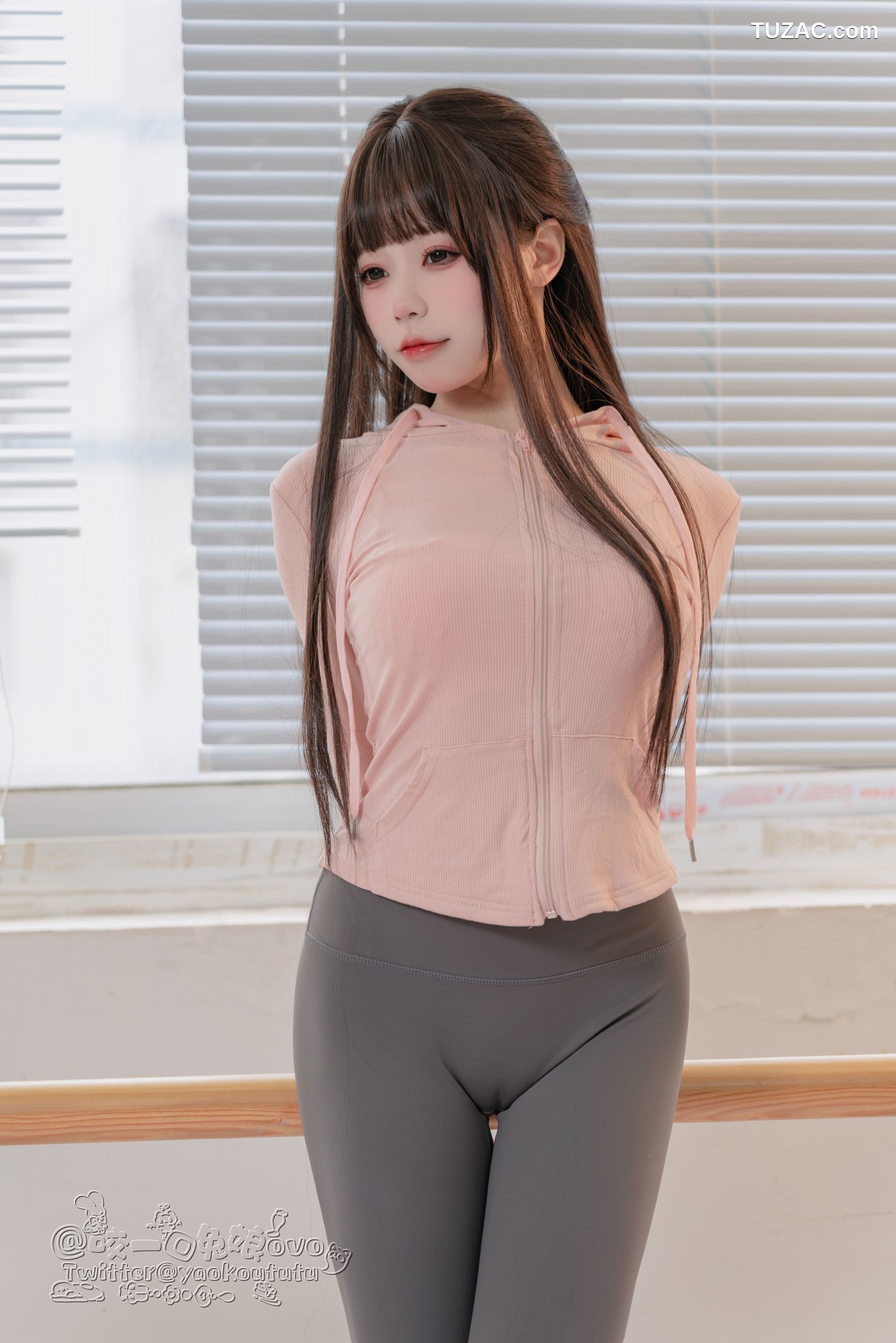 黏黏团子兔-兔娘瑜伽私教课