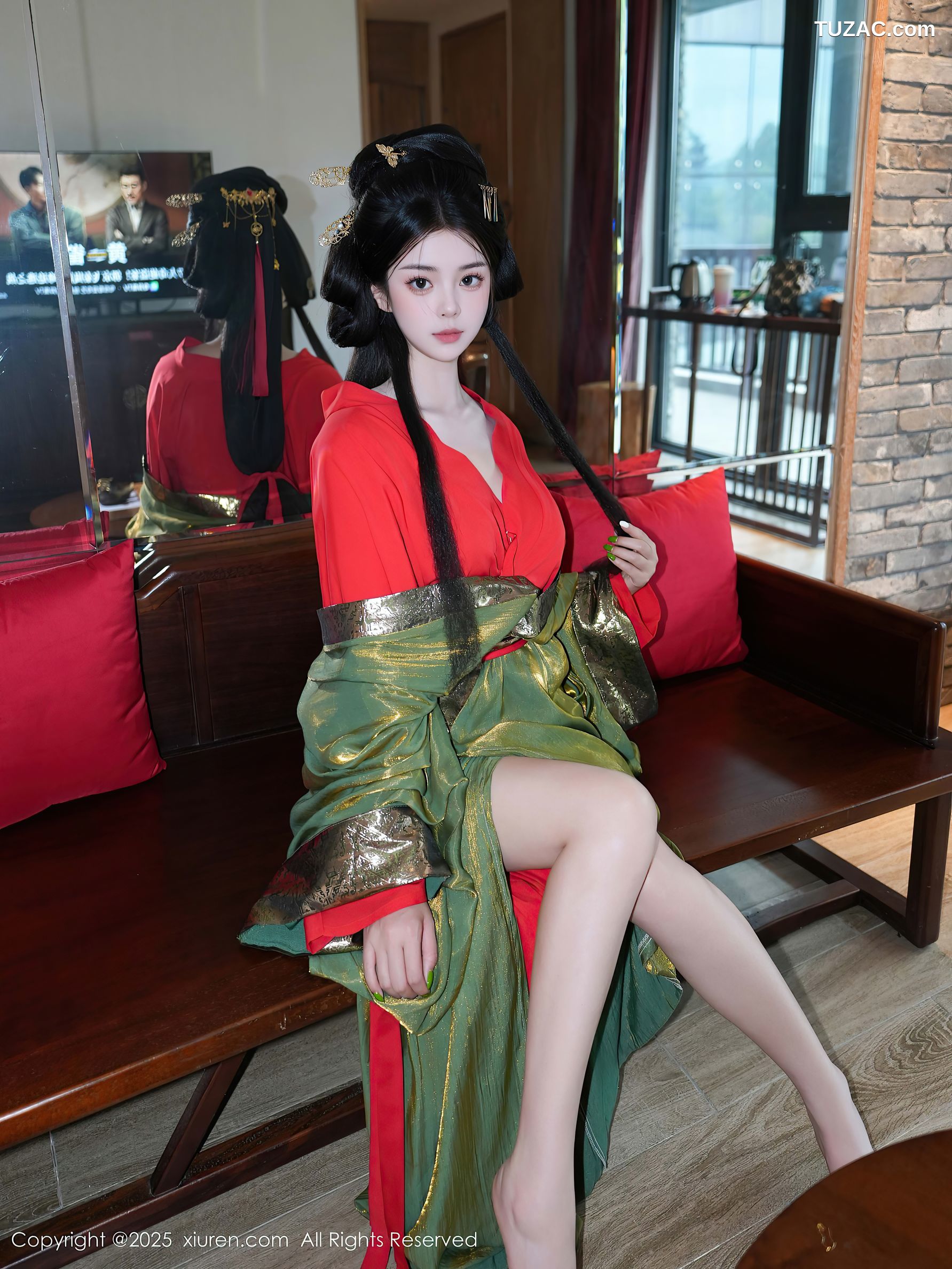 XiuRen秀人网-10126-雪糕CiCi-绿色唐风汉服红色亵衣爆乳-2025.04.09