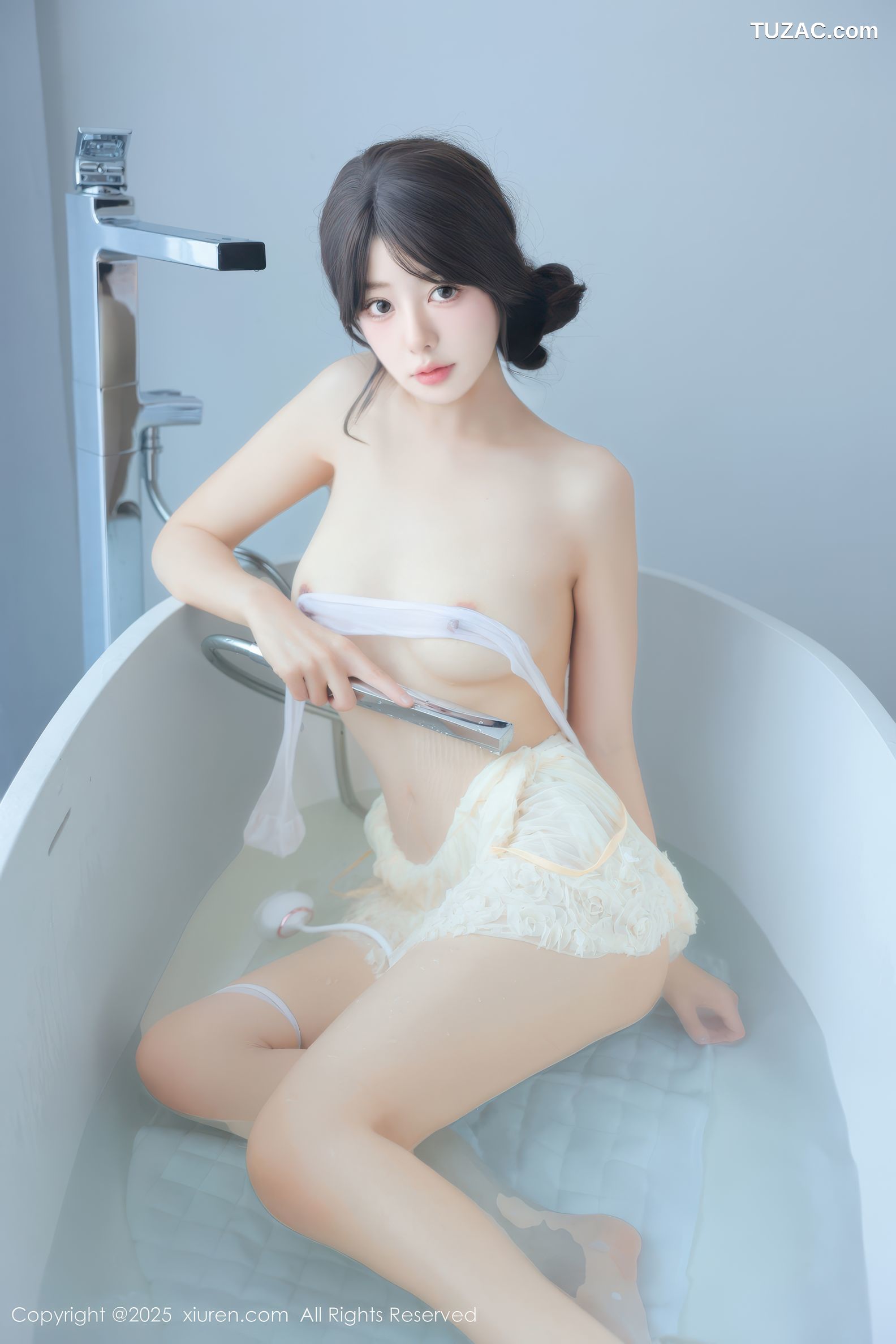 XiuRen秀人网-9851-桃妖夭-轻透白蕾丝睡衣浴缸湿身爆乳-2025.02.07
