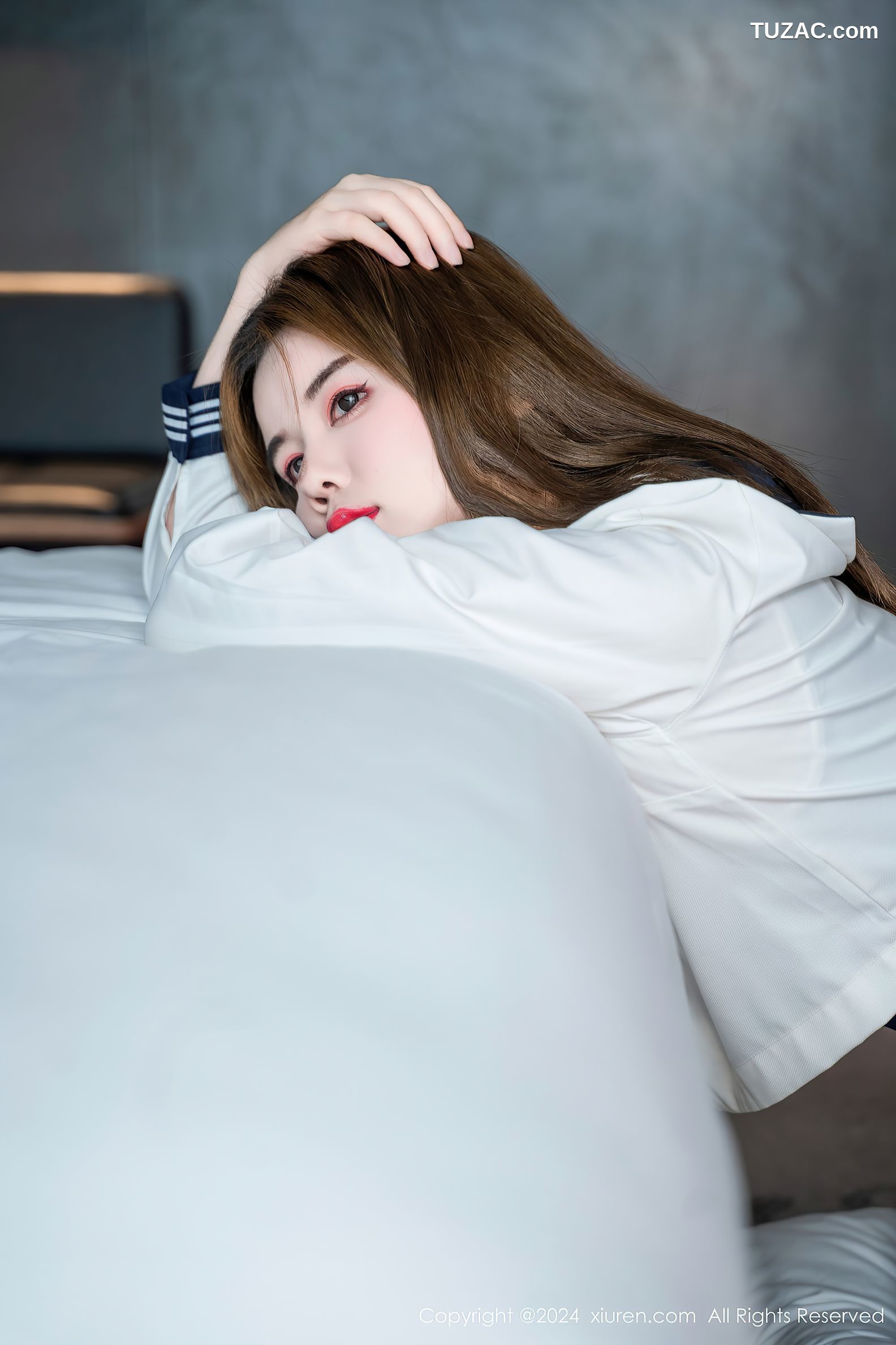 XiuRen秀人网-8819-凌彩烟-水手服学生装深蓝死库水浴缸爆乳-2024.07.08
