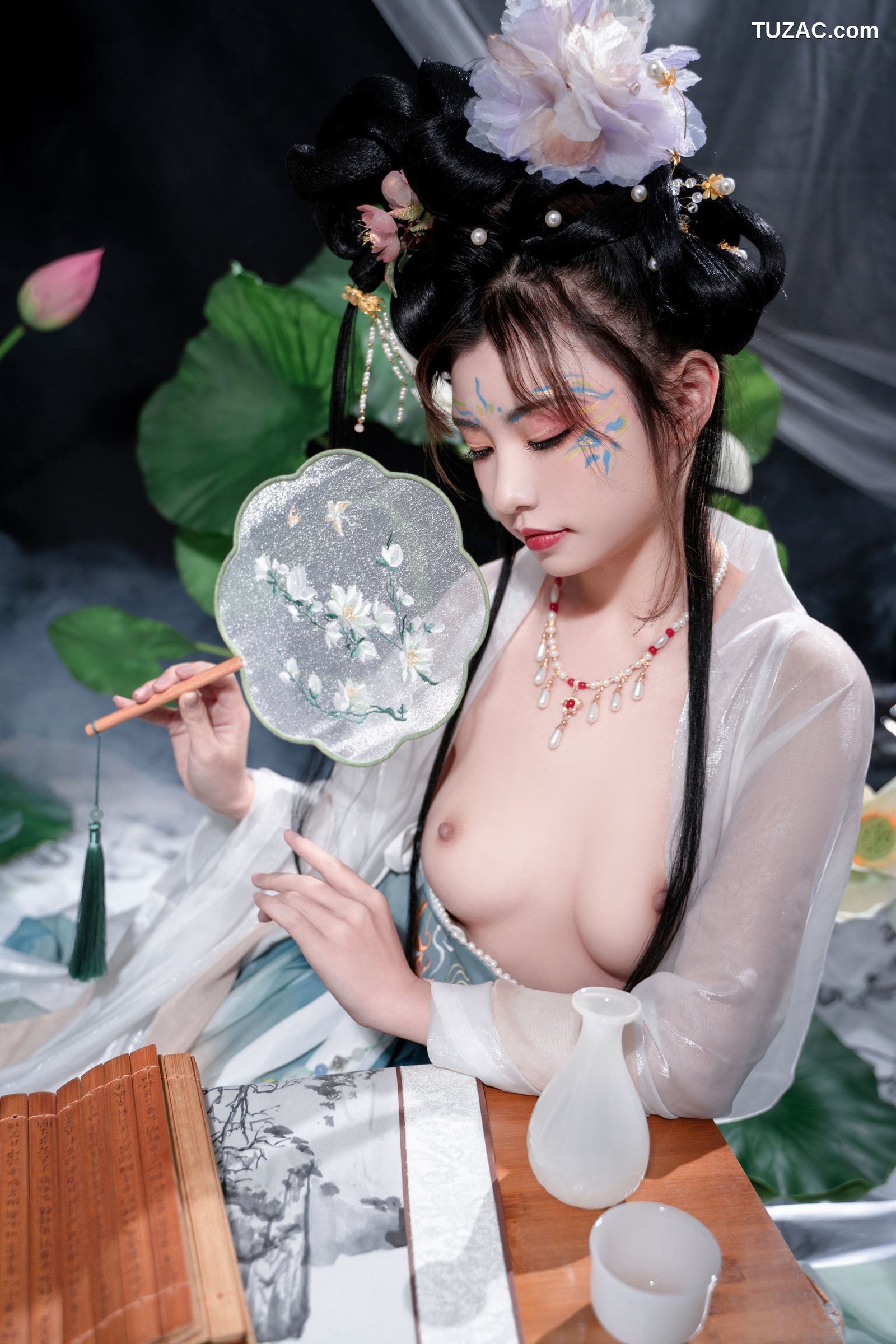 爆机少女喵小吉-月华清
