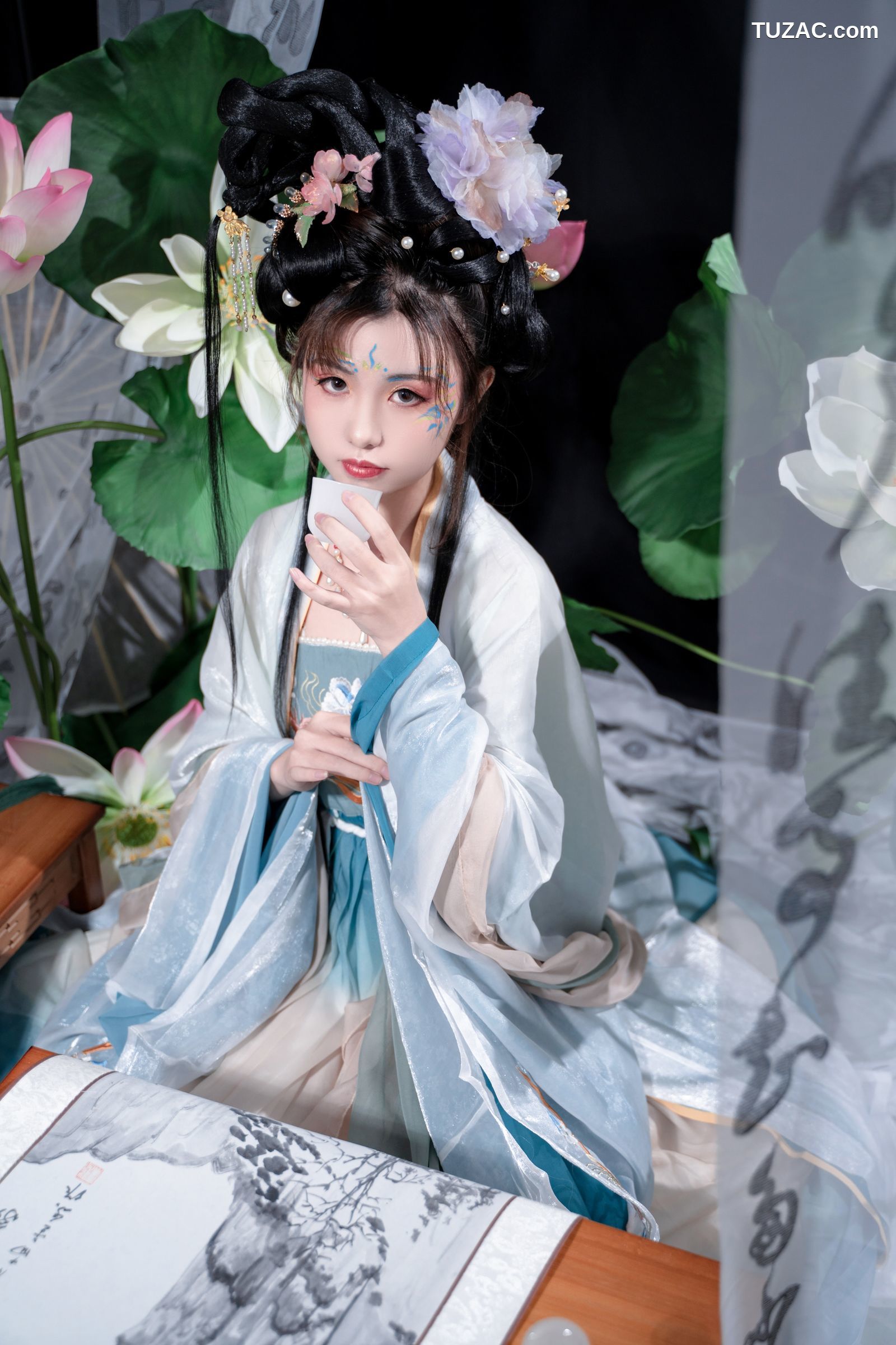 爆机少女喵小吉-月华清