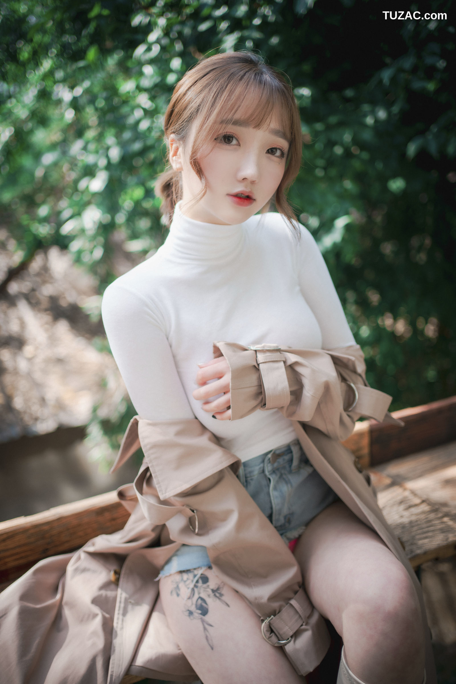 孙乐乐-Son-Ye-Eun-A-Snap-of-Intimacy-亲密的瞬间