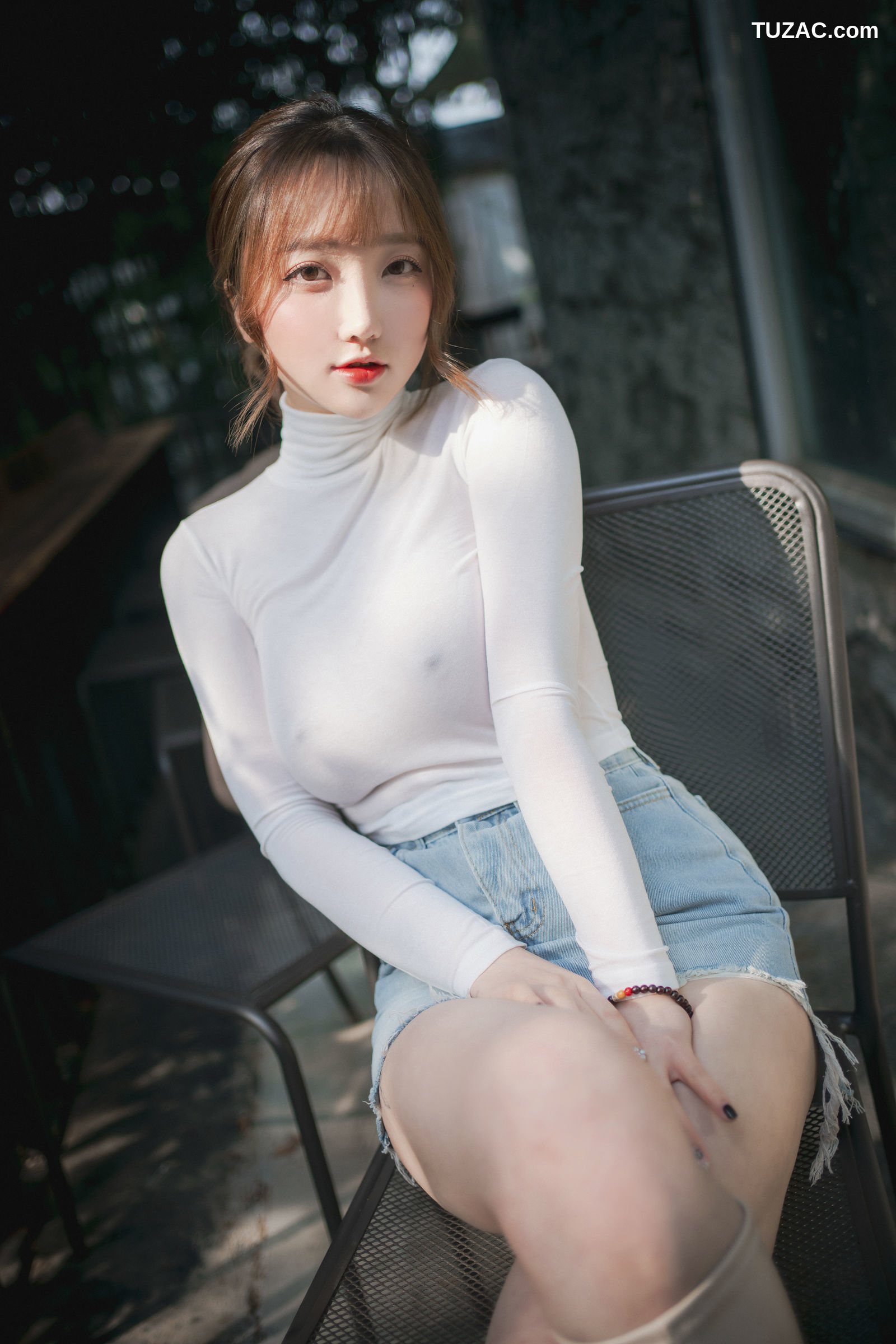 孙乐乐-Son-Ye-Eun-A-Snap-of-Intimacy-亲密的瞬间