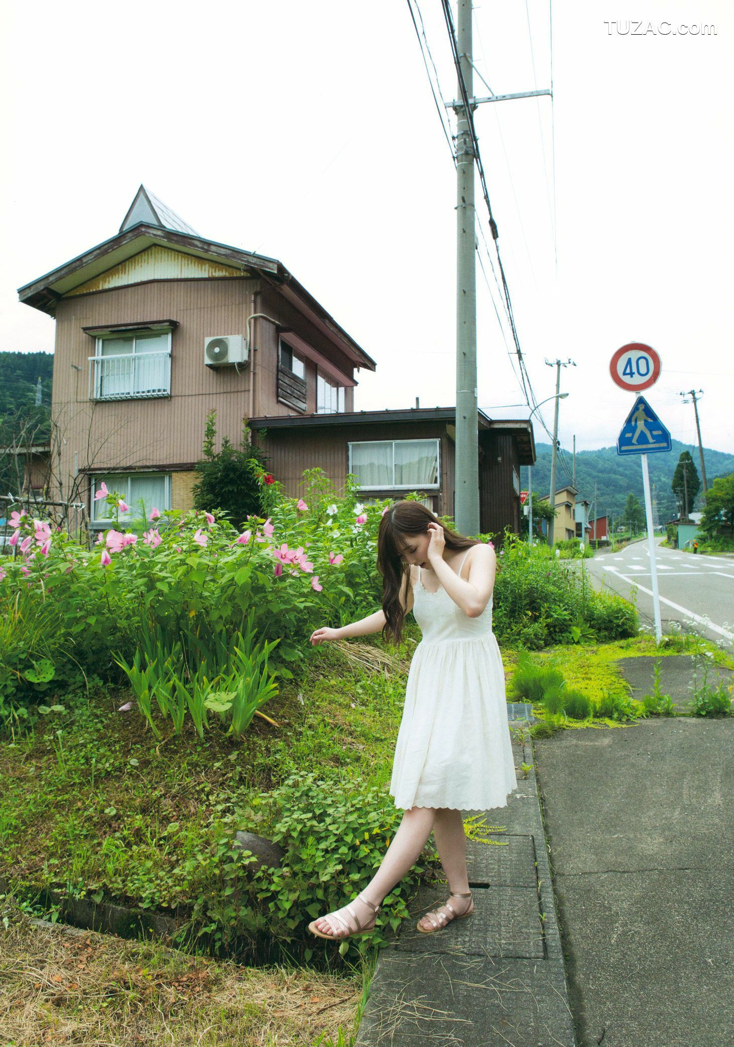 PB写真集_モーニング娘。&amp;#039;17 譜久村聖 《二十歳》 写真集[102P]