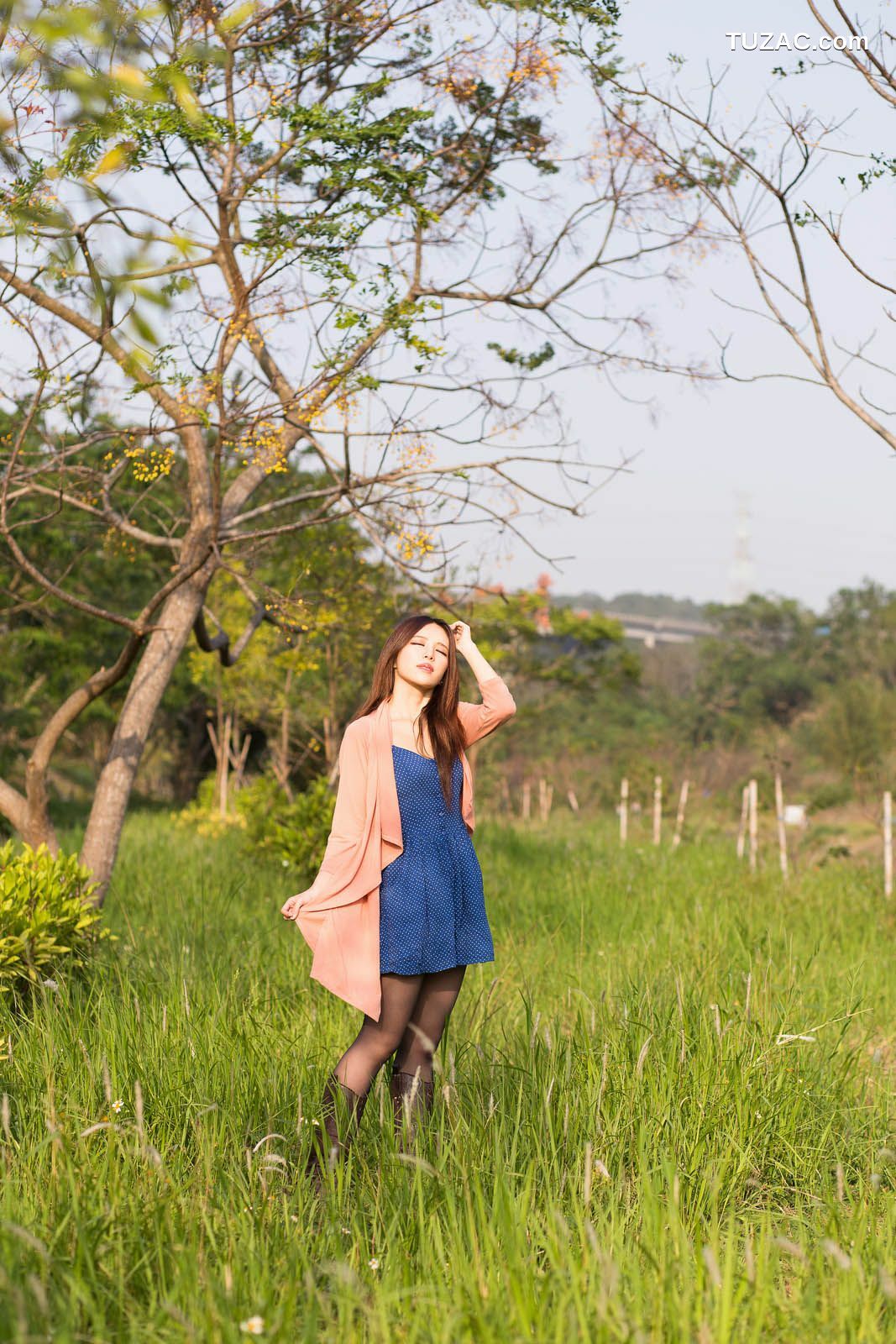 台湾正妹_台湾女神张齐郡JULIE《踏青》写真集