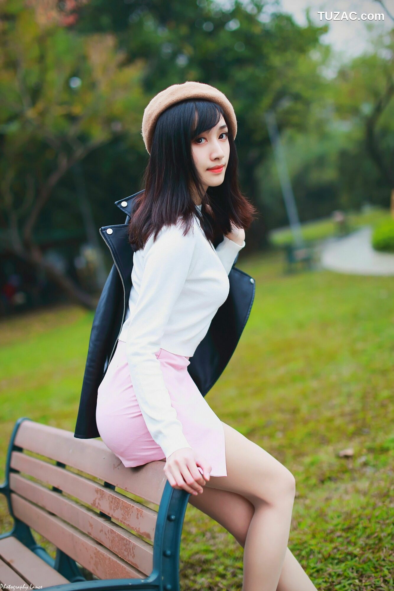 台湾正妹_ 璟樂/段璟乐《大安森林公園》 写真集[37P]