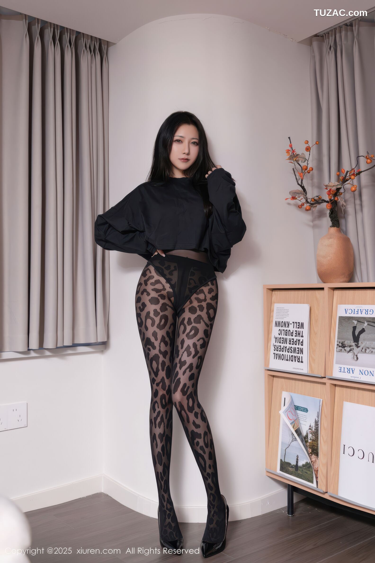 XiuRen秀人网-10938-鱼子酱Fish-轻透黑纱衣黑内衣豹纹黑丝-2025.10.31