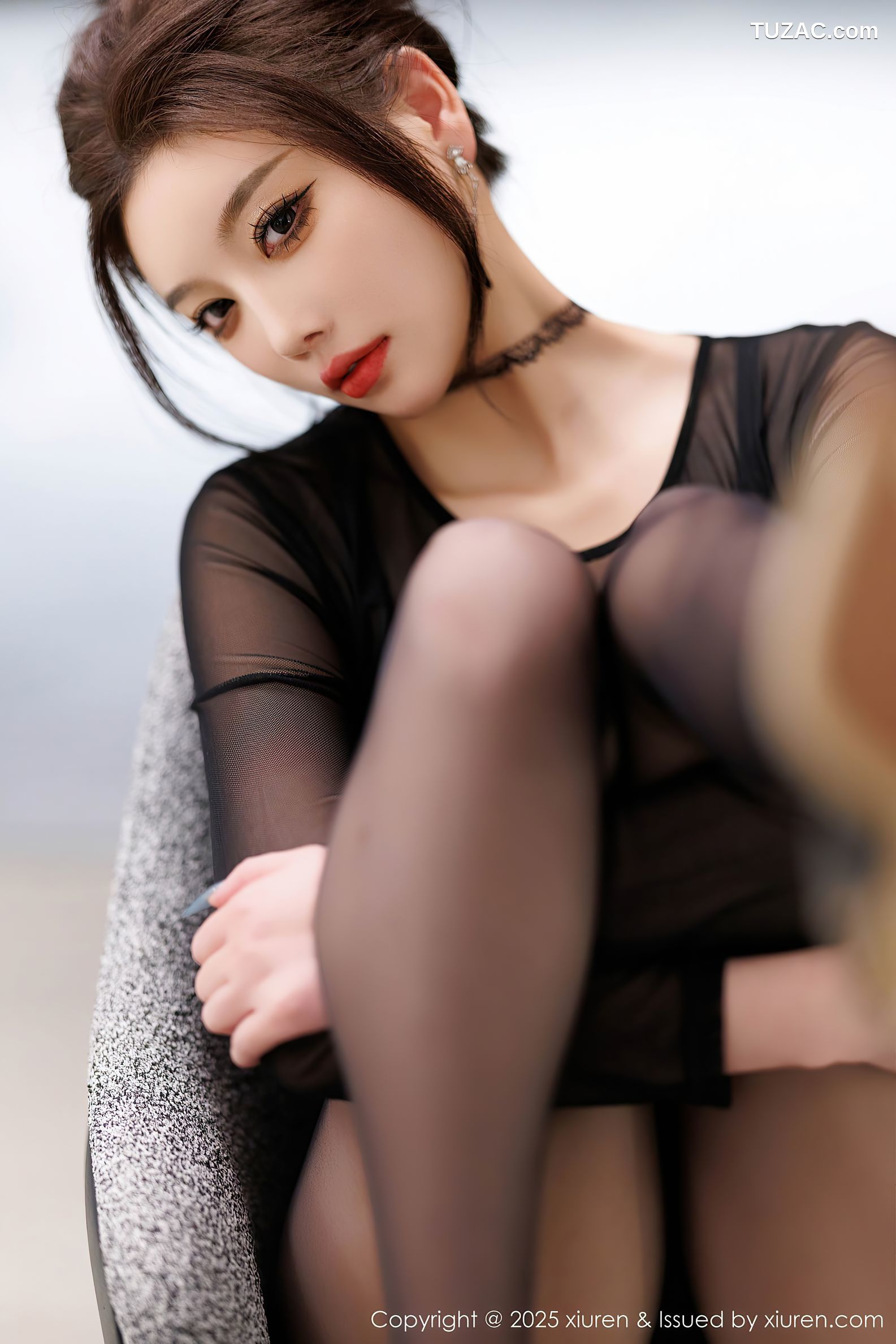 XiuRen秀人网-9776-杨晨晨Yome-黑纱连衣裙黑色内衣-2025.01.17
