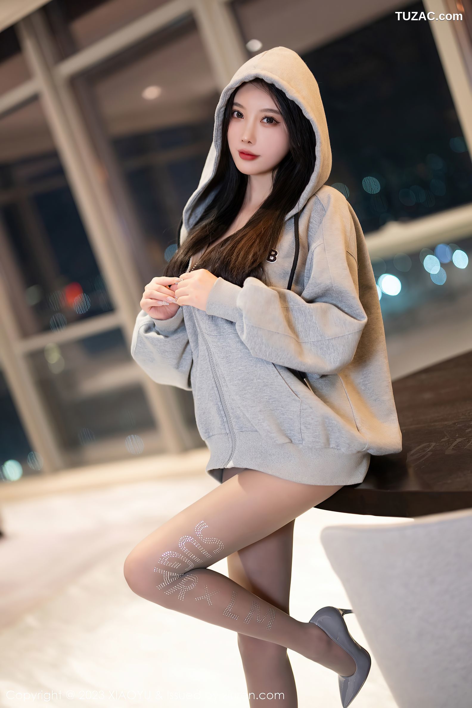 XiaoYu语画界-1156-杨晨晨Yome-灰色卫衣灰丝-2023.12.01