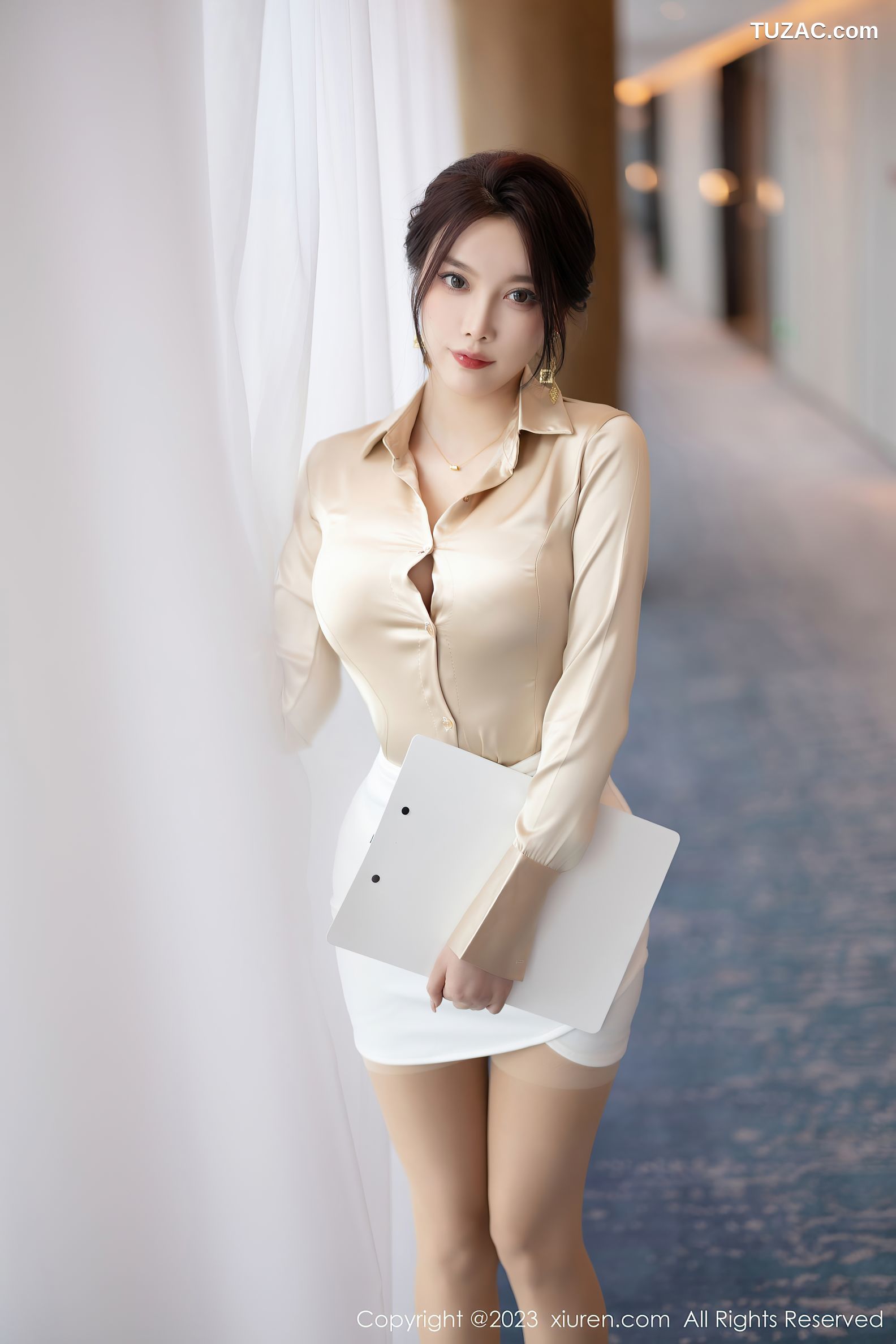 XiuRen秀人网-6620-杨晨晨Yome-职业装白色蕾丝情趣内衣-2023.04.23