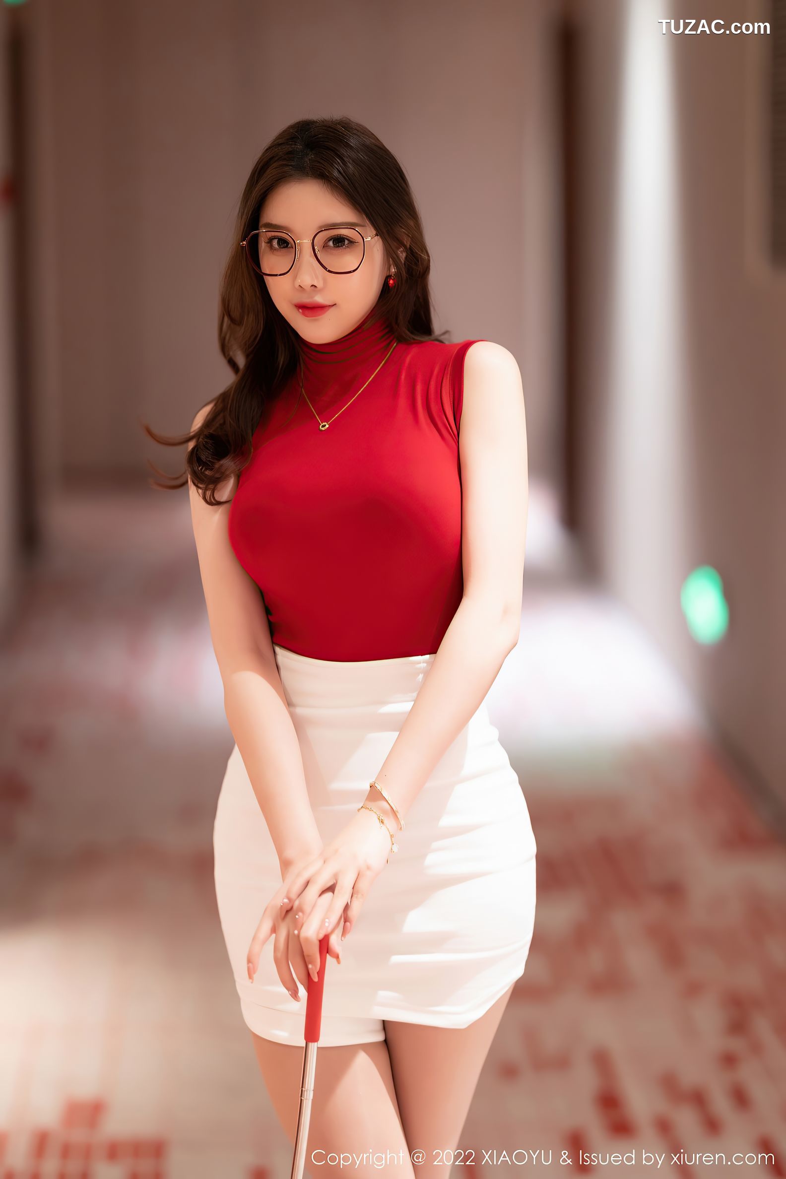 XiaoYu语画界-768-杨晨晨Yome-惠州旅拍紧身上衣白短裙-2022.04.29