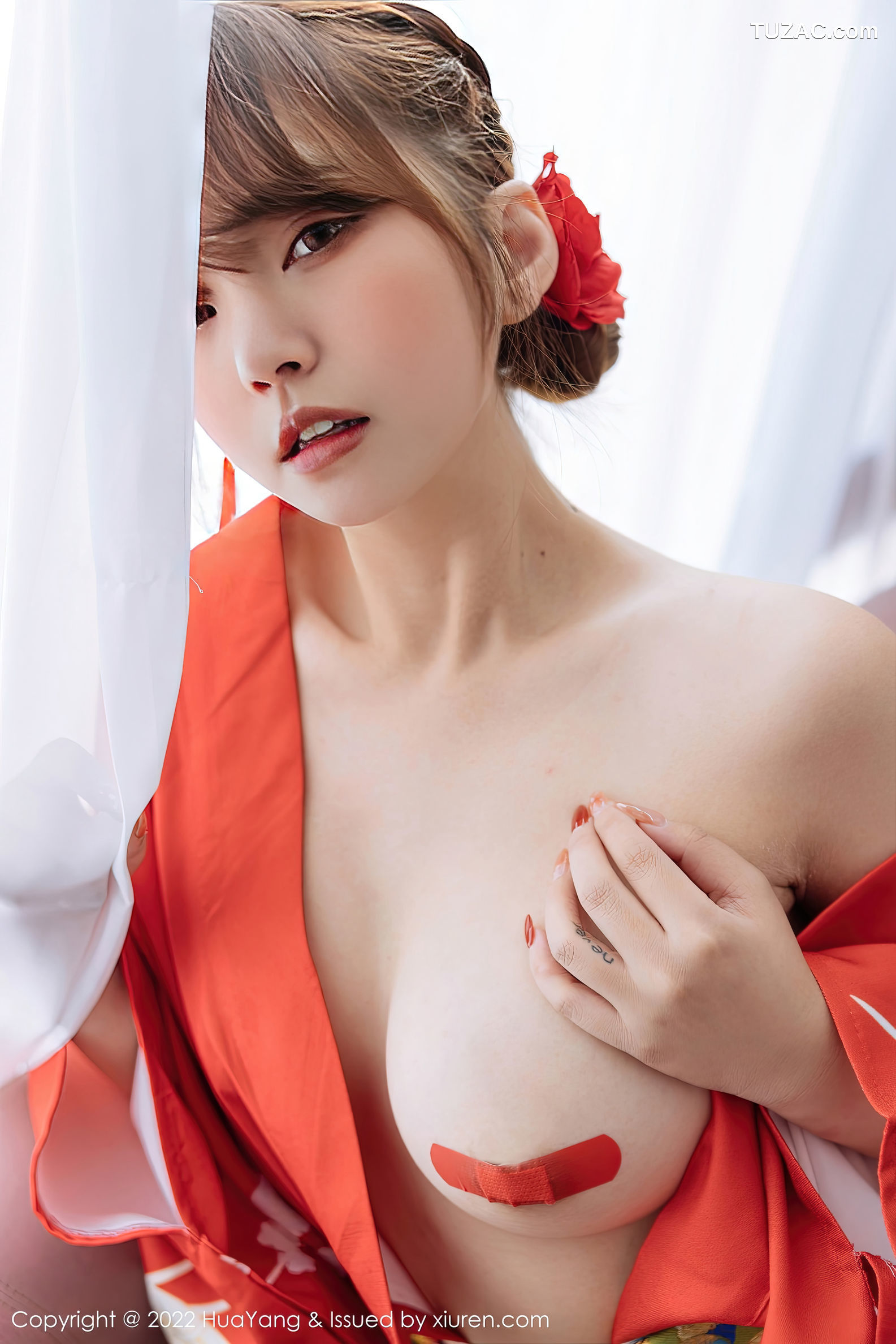 HuaYang花漾-518-张思允-大红汉服真空