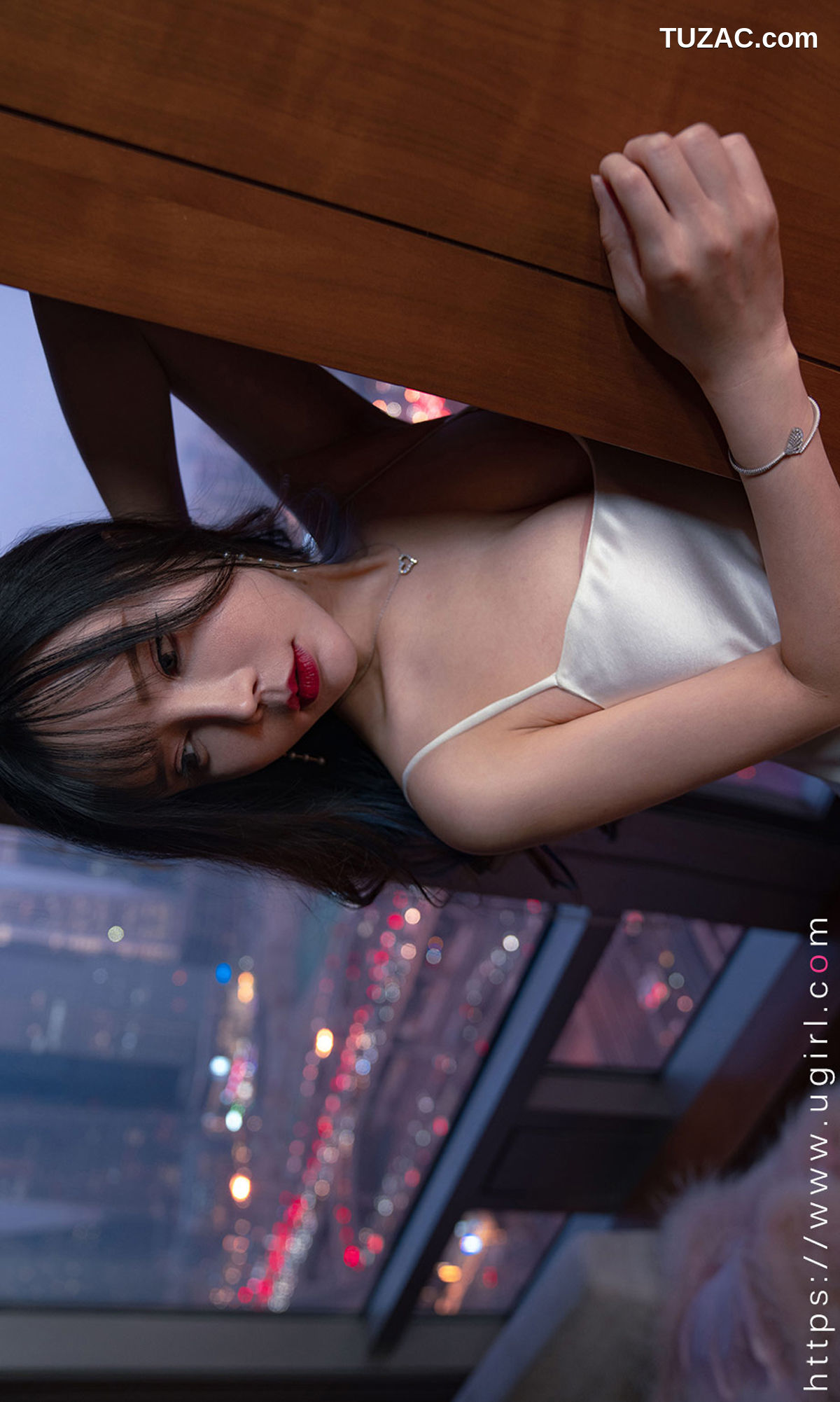 UGirlsApp尤果圈爱尤物-2291-艾小青-《暮色将晚》