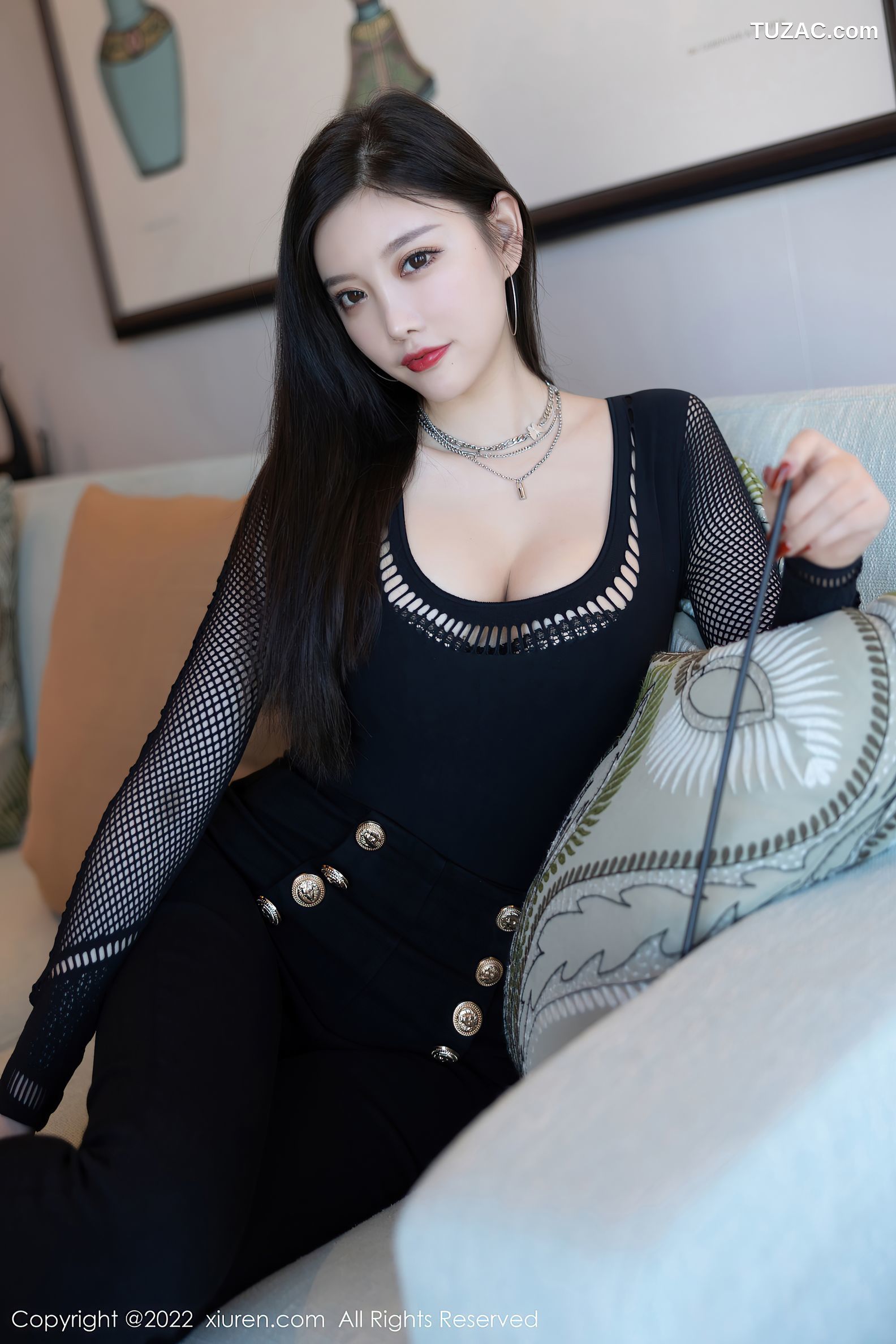 XiuRen秀人网-4480-杨晨晨Yome-清爽黑色镂空上衣-2022.01.18