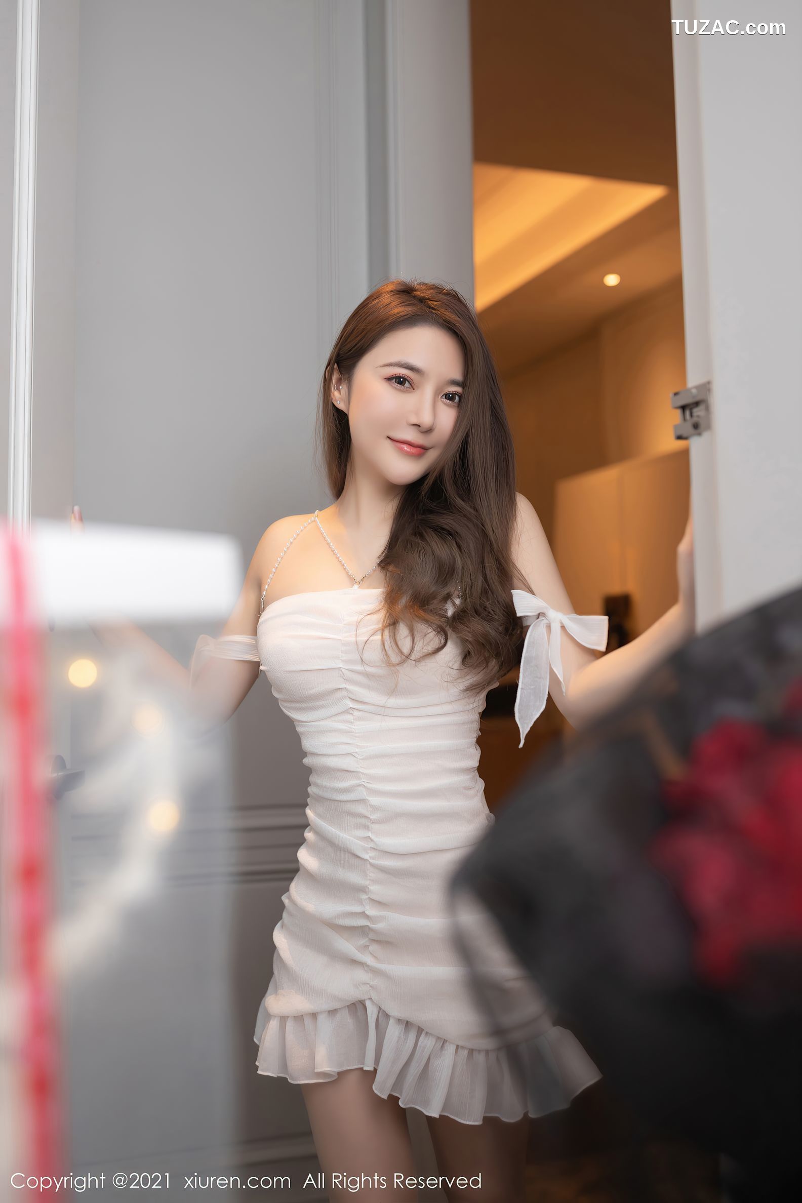 XiuRen秀人网-3447-鱼子酱Fish-成都旅拍-生日剧情主题浴室泡泡浴-2021.05.21